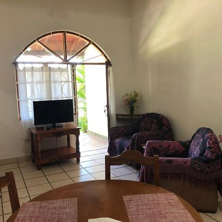 Hotel Flores (Adults Only) Tamarindo Bagian luar foto