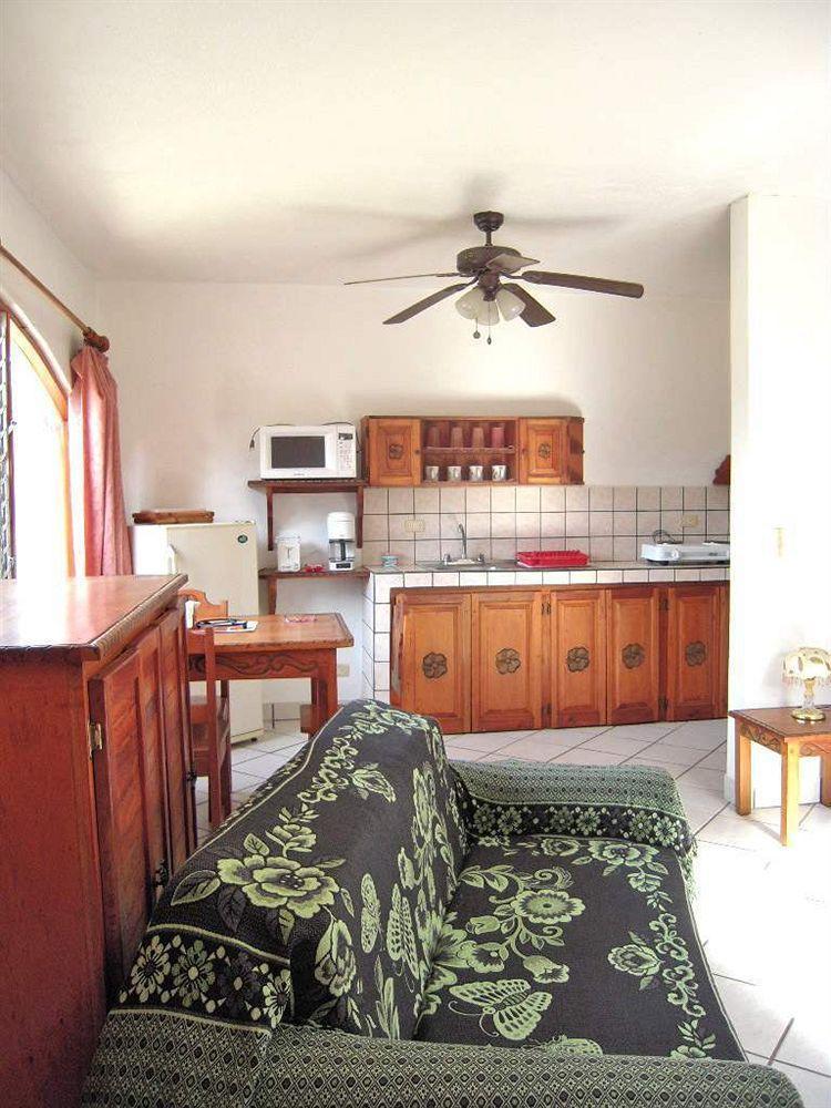 Hotel Flores (Adults Only) Tamarindo Bagian luar foto
