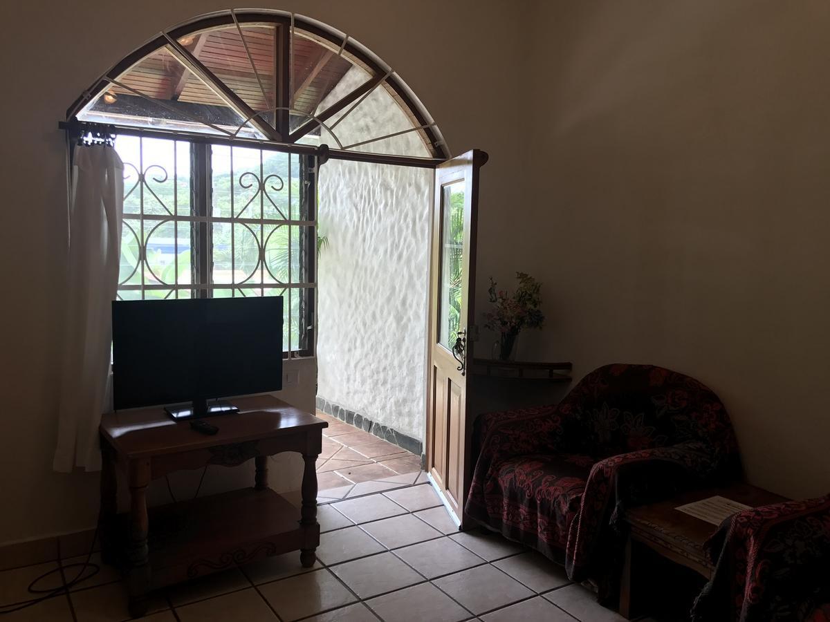 Hotel Flores (Adults Only) Tamarindo Bagian luar foto