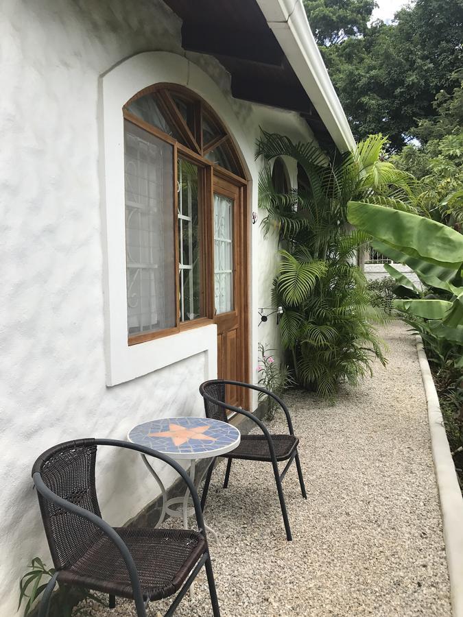 Hotel Flores (Adults Only) Tamarindo Bagian luar foto