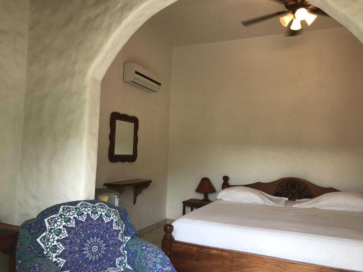 Hotel Flores (Adults Only) Tamarindo Bagian luar foto